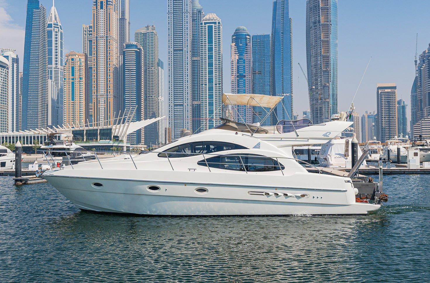 43ft Azimut Italian Yacht